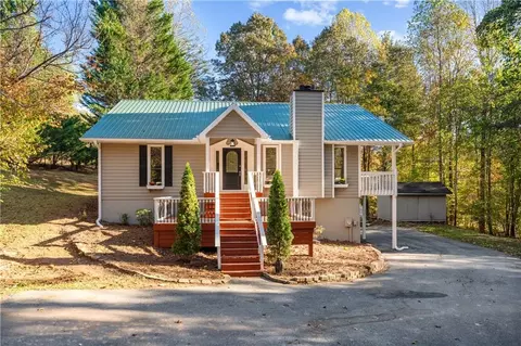 75 Skunk Hollow Rd, Cleveland, GA 30528