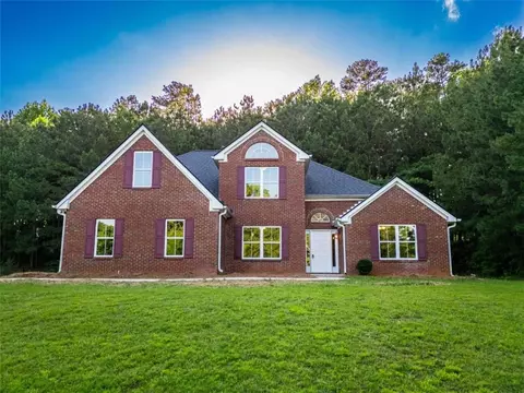 4085 Fawn Valley Dr, Loganville, GA 30052