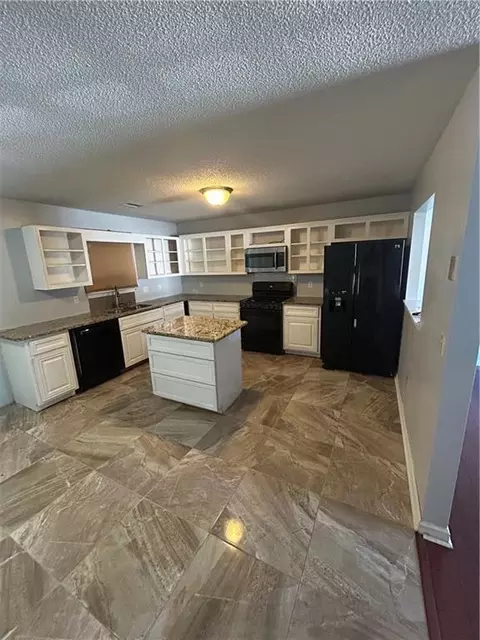 35 Hampton Oaks Dr, Hampton, GA 30228 photo 6