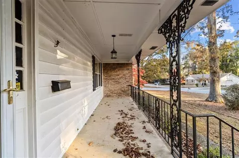2075 Pinewood Dr, Covington, GA 30016 photo 7
