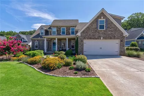 2548 E Princeton Dr, Bogart, GA 30622