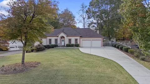 427 Picketts Lake Dr, Acworth, GA 30101