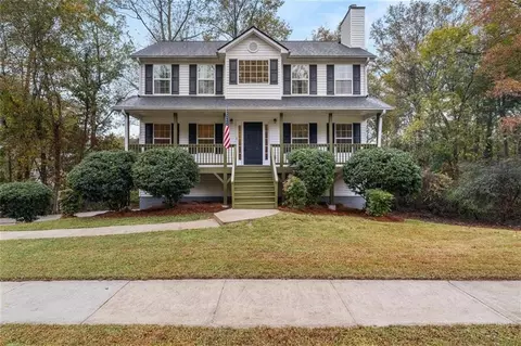2672 Holmes Mill Pl SW, Marietta, GA 30064
