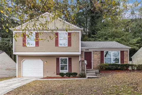 5090 Plantation View Trl, Stone Mountain, GA 30088