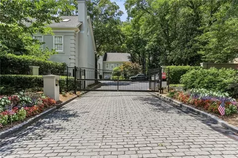 2466 Brookhaven Pl NE, Atlanta, GA 30319