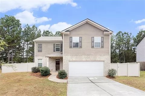 404 Lake Ridge Ln, Fairburn, GA 30213