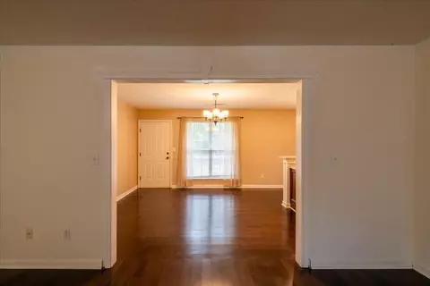 Living - 61 Freeman Rd, Lagrange, GA 30240 photo 5 of 7