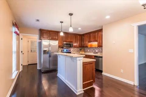 Kitchen - 61 Freeman Rd, Lagrange, GA 30240 photo 1 of 6