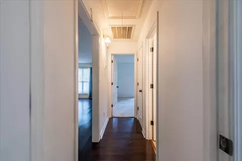 Entry Way - 61 Freeman Rd, Lagrange, GA 30240 photo 4 of 5