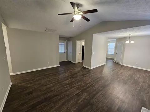 Living - 333 Fallview Dr, Mcdonough, GA 30253 photo 5 of 6