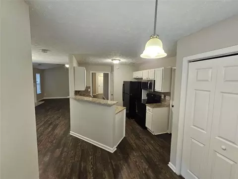 Entry Way - 333 Fallview Dr, Mcdonough, GA 30253 photo 1 of 2