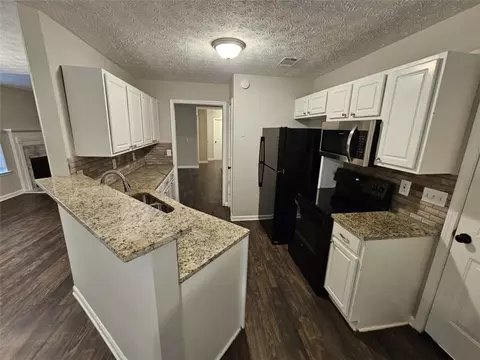 Kitchen - 333 Fallview Dr, Mcdonough, GA 30253 photo 1 of 4