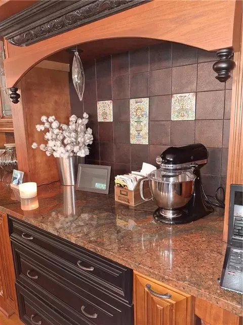 Kitchen - 3978 Devonshire Dr, Marietta, GA 30066 photo 3 of 9