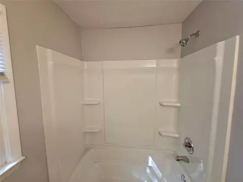 Bath - 2858 Davidson Dr, Lithonia, GA 30058 photo 3 of 3