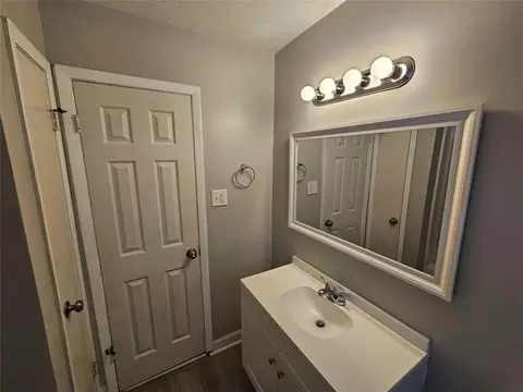 Bath - 2858 Davidson Dr, Lithonia, GA 30058 photo 2 of 3