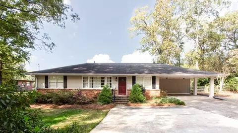 9 Pioneer Trl, Marietta, GA 30068