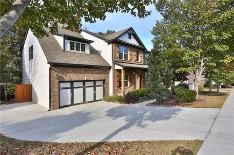 2560 Olney Falls Dr, Braselton, GA 30517