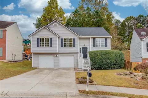 5670 Hollow Ridge Ln, Norcross, GA 30071