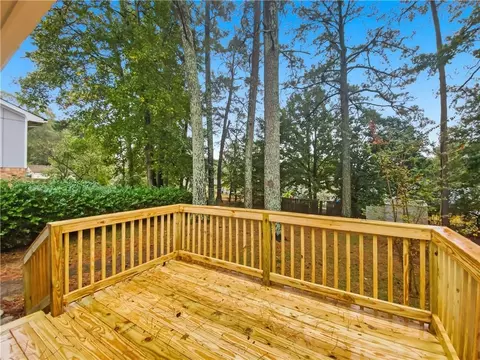 Exterior - 2217 Willoby Ct, Morrow, GA 30260 photo 4 of 5