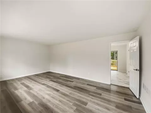 Living - 2217 Willoby Ct, Morrow, GA 30260 photo 2 of 5