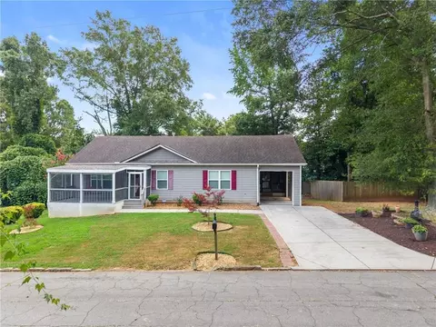 3159 Robinson Ave, Scottdale, GA 30079