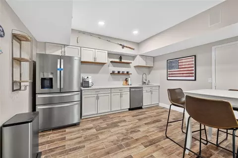 Kitchen - 909 Pathview Ct, Dacula, GA 30019 photo 6 of 6