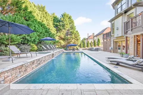 909 Pathview Ct, Dacula, GA 30019