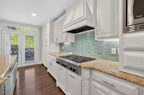 Kitchen - 909 Pathview Ct, Dacula, GA 30019 photo 2 of 6
