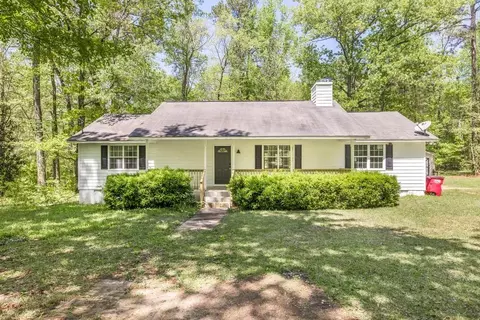 321 Riverbend Ct, Macon, GA 31211