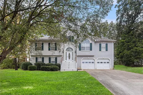4232 Antler Ct, Douglasville, GA 30135