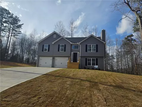 264 Canyon Point Dr, Demorest, GA 30535