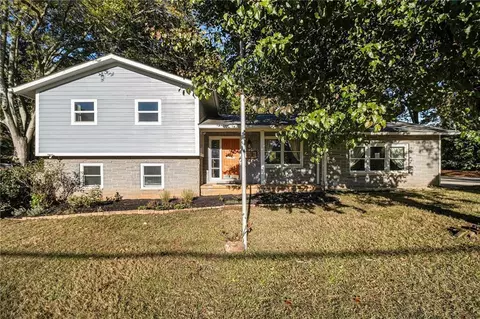 1608 Cooledge Rd, Tucker, GA 30084