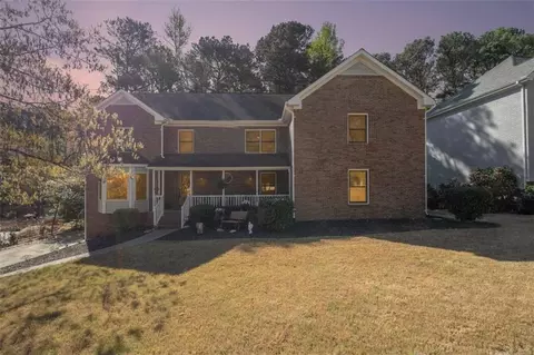 5000 Bainbridge Ct SW, Lilburn, GA 30047