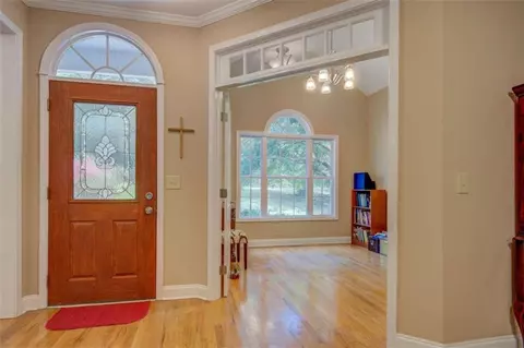 1041 Flat Rock, Covington, GA 30014 photo 2