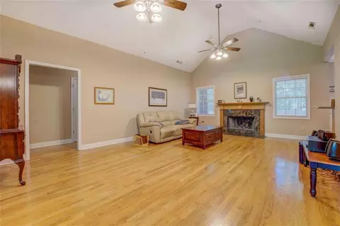 1041 Flat Rock, Covington, GA 30014 photo 6