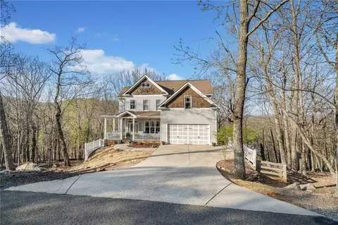 121 Moose Loop, Waleska, GA 30183