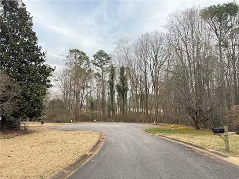 1680 Greystone Rd, Cumming, GA 30040