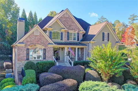 1082 Heathchase Dr, Suwanee, GA 30024