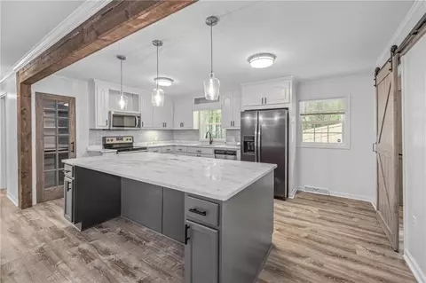 6108 Carter St, Lula, GA 30554