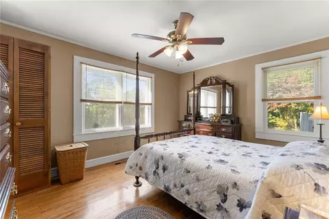Bedroom - 3089 Hwy 17 Alt, Toccoa, GA 30577 photo 3 of 6