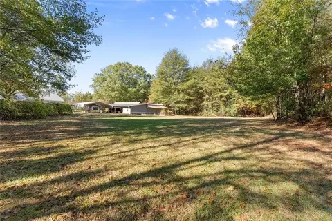 Exterior - 3089 Hwy 17 Alt, Toccoa, GA 30577 photo 21 of 23