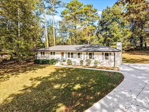 1348 Ridgewood Dr SW, Lilburn, GA 30047