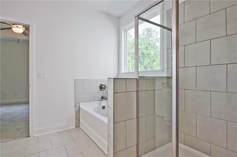 Bath - 5985 Spring Way, Stonecrest, GA 30038 photo 4 of 6