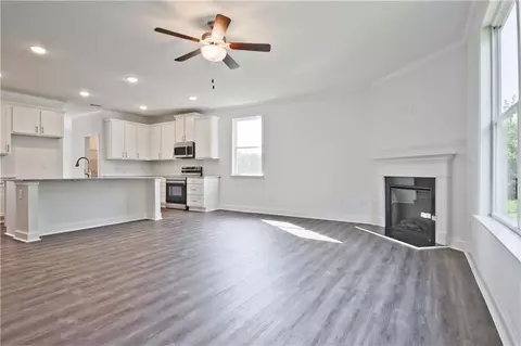 Living - 5985 Spring Way, Stonecrest, GA 30038 photo 4 of 4