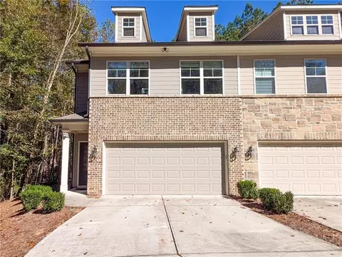 3301 Wild Basil Ln, Buford, GA 30519