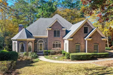 920 Waters Reach Ct, Alpharetta, GA 30022