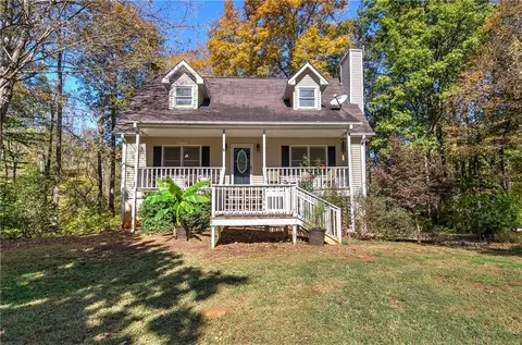 118 Remington Ct, Woodstock, GA 30188