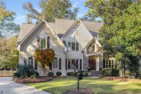 2485 Hamptons Psge, Alpharetta, GA 30005