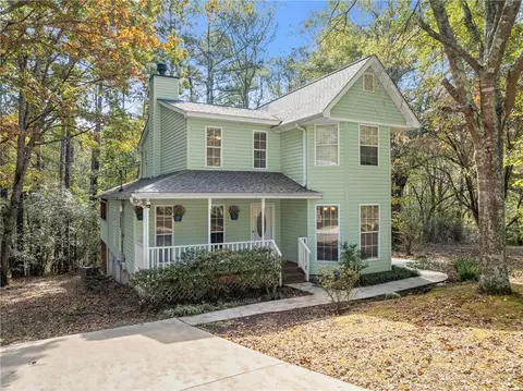 8360 Knight Rd, Gainesville, GA 30506