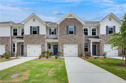 352 Navigator Ln, Mcdonough, GA 30253